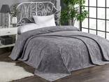 Bedspread - photo 11