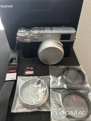 FUJIFILM X100VI Digital Camera (Silver)