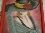 Картина "Девушка в шляпе", вышита бисером (ручная работа!) - фото 2